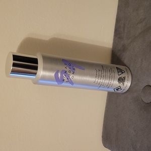 Monat The Champ Conditioning Dry Shampoo